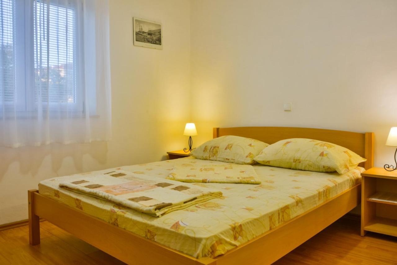 Apartments With A Parking Space Senj - 11520 Zewnętrze zdjęcie